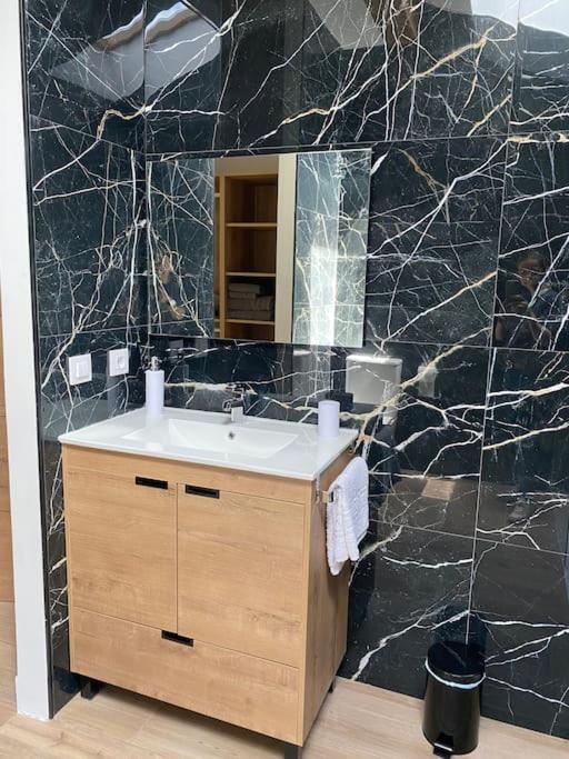 Casa Familiar Cerca De Cabarceno Villa Penagos Luaran gambar